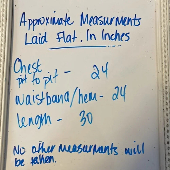 UNIVERSAL Studios Despicable Me 2 Mens T-Shirt Red Graphic Crewneck Minions XL - Picture 8 of 9